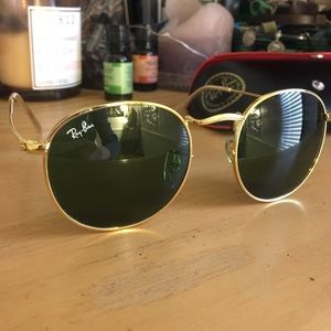 Round Gunmetal Ray Bans